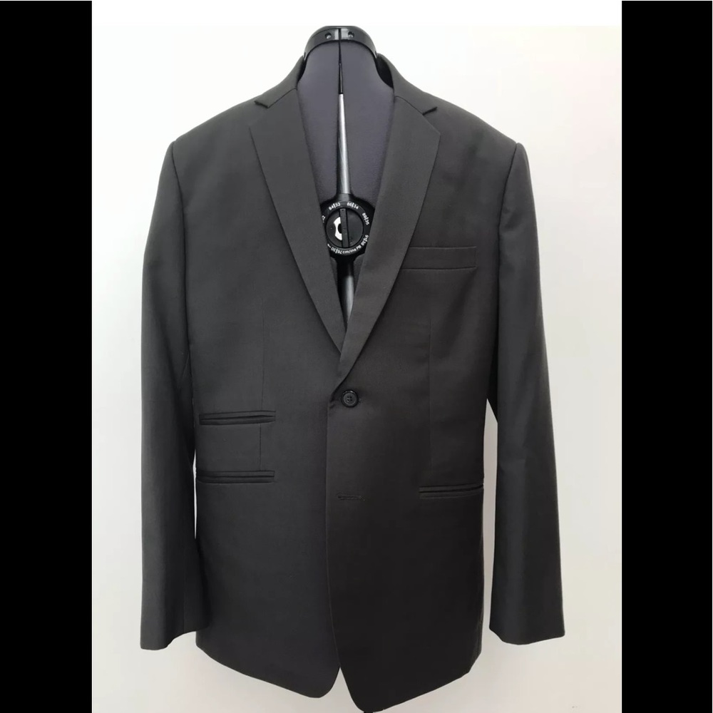 Men Formal Slim Fit Suit Two Button Solid Jacket